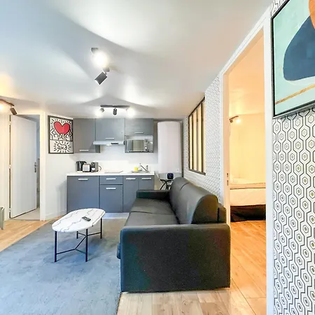 10 - Faubourg Bail Mobilite Apartment