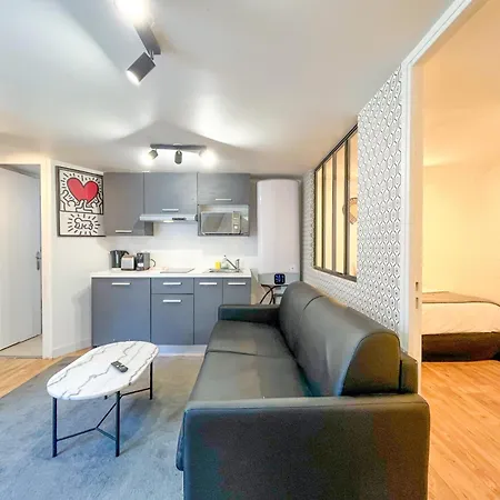 10 - Faubourg Bail Mobilite Apartment *